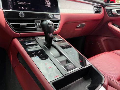 Used 2023 Porsche Macan GTS AWD/4WD image 31