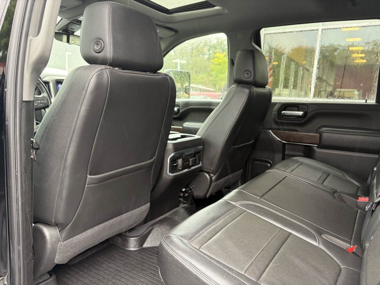 Used 2022 GMC Sierra 2500 Denali w/ Denali Ultimate Package AWD/4WD image 38