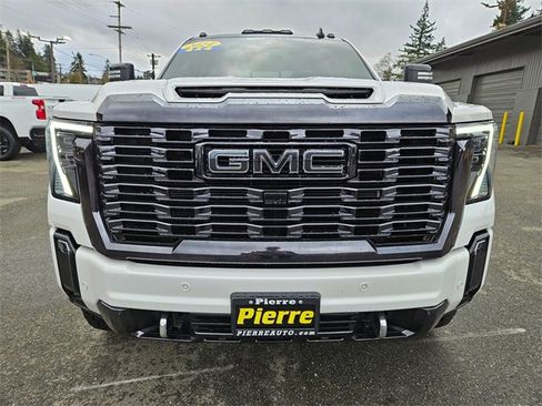 Used 2024 GMC Sierra 2500 Denali Ultimate image 7