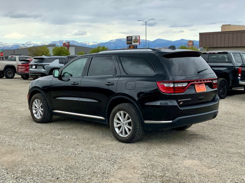 Used 2021 Dodge Durango SXT AWD/4WD image 3