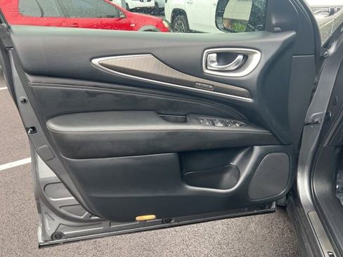 Used 2020 INFINITI QX60 Luxe w/ Essential Package AWD/4WD image 4