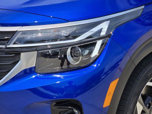 New 2026 Kia Seltos S FWD image 7