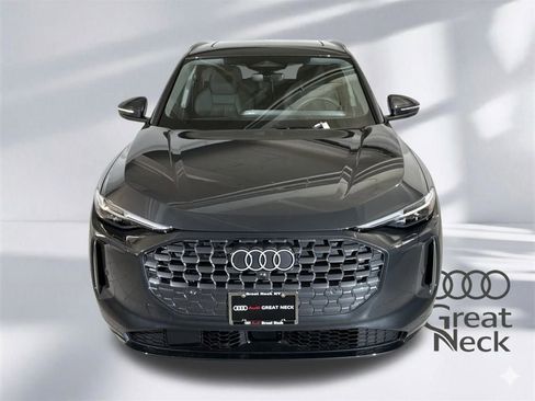 Certified 2025 Audi Q5 Premium Plus w/ Premium Plus image 21