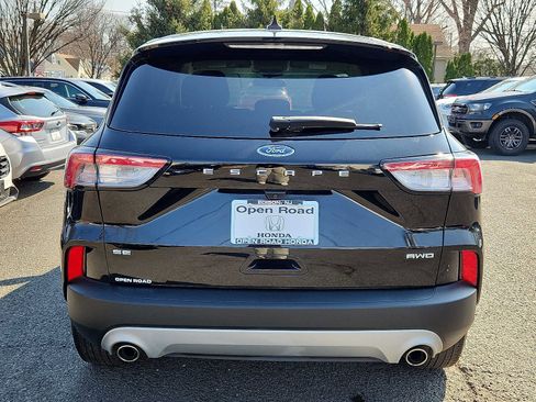 Used 2022 Ford Escape SE w/ Convenience Package image 5