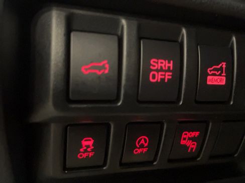 Used 2022 Subaru Forester Limited image 21