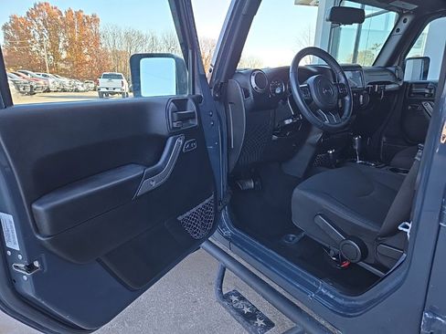 Used 2017 Jeep Wrangler Unlimited Sport w/ Quick Order Package 24S image 30