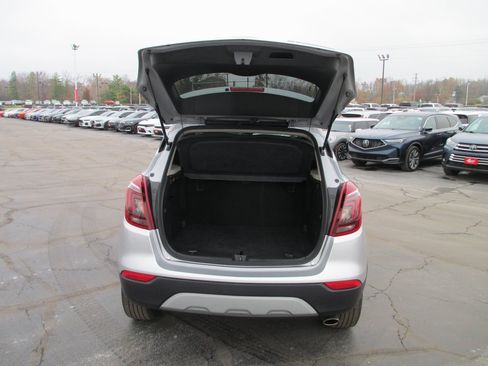 Used 2021 Buick Encore Preferred image 6