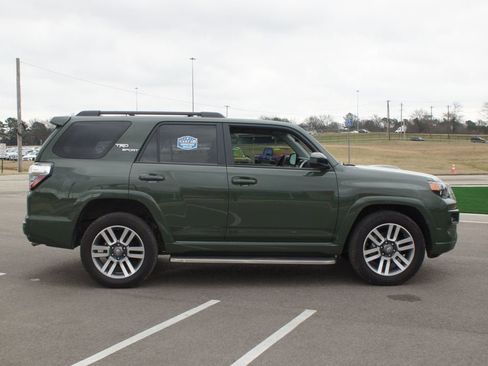 Used 2022 Toyota 4Runner TRD Sport image 19