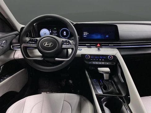 New 2026 Hyundai Elantra Limited image 5