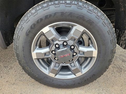 New 2026 GMC Sierra 2500 SLT w/ Texas SLT Premium Package image 10