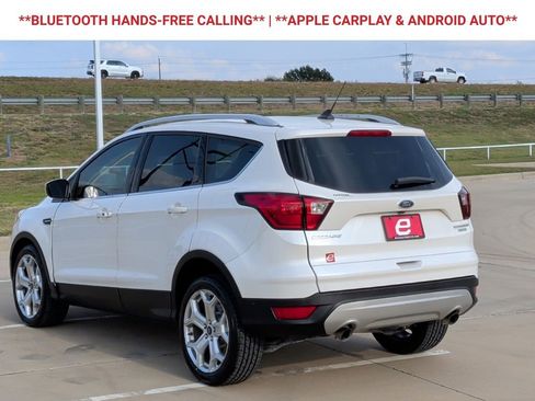 Used 2019 Ford Escape Titanium image 6