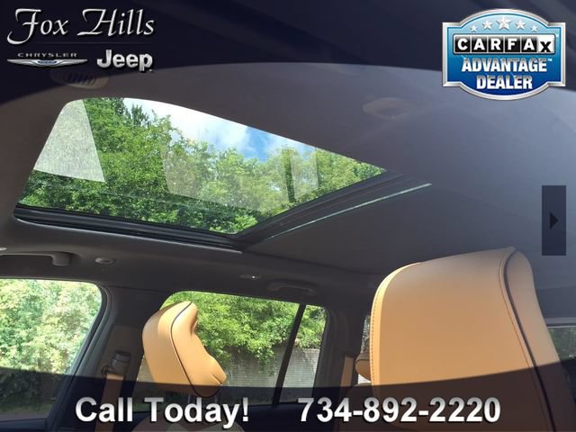 Certified 2023 Jeep Grand Cherokee Summit AWD/4WD image 17