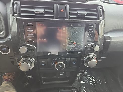 Used 2023 Toyota 4Runner TRD Off-Road AWD/4WD image 20