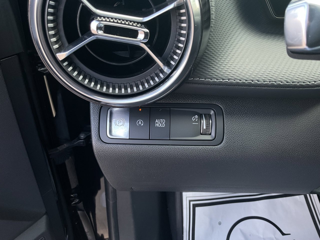 Used 2026 Chevrolet Equinox LT FWD image 24