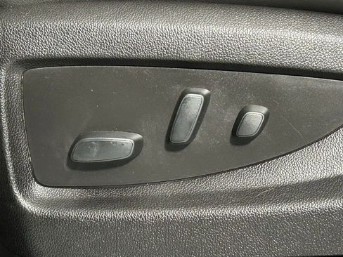 Used 2018 GMC Yukon Denali w/ Open Road Package image 35