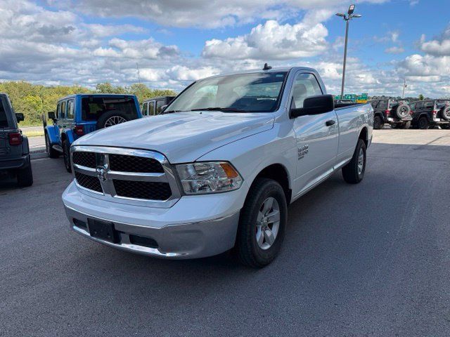 Used 2023 RAM 1500 Classic SLT AWD/4WD image 6
