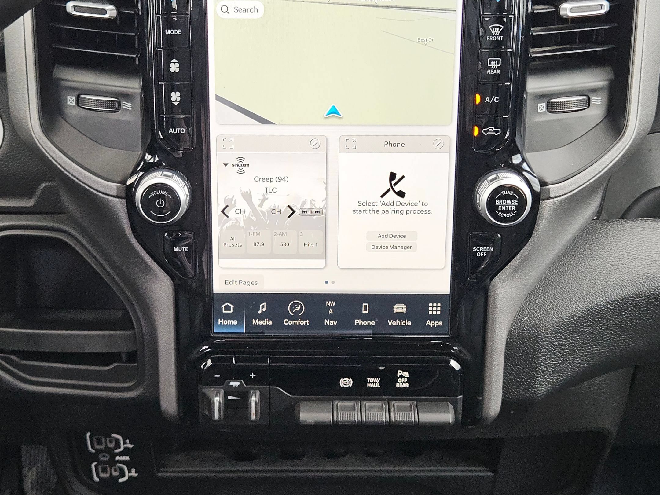 Used 2024 RAM 3500 Tradesman w/ Towing Technology Group AWD/4WD image 19