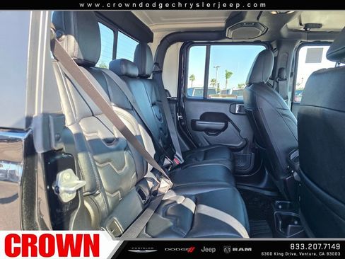 Used 2022 Jeep Gladiator Sport image 17