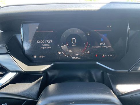 Used 2025 GMC Acadia Elevation image 19