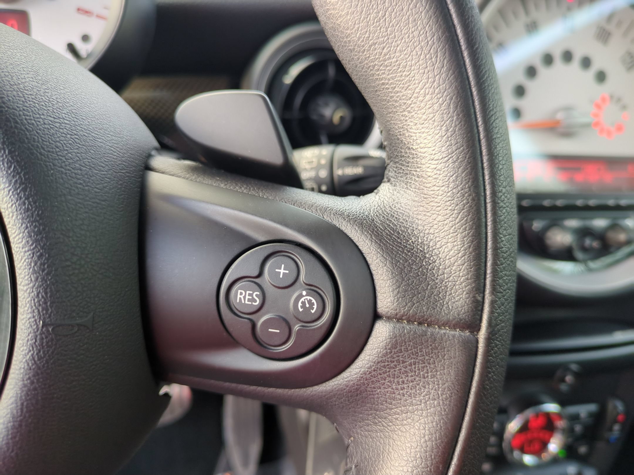 Used 2013 MINI Cooper S FWD image 19
