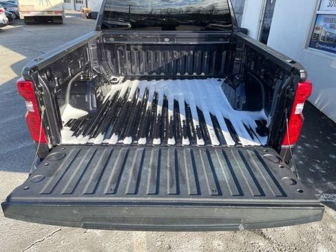 Used 2022 Chevrolet Silverado 1500 LT image 27