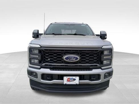 Used 2023 Ford F250 Lariat w/ Sport Appearance Package image 8
