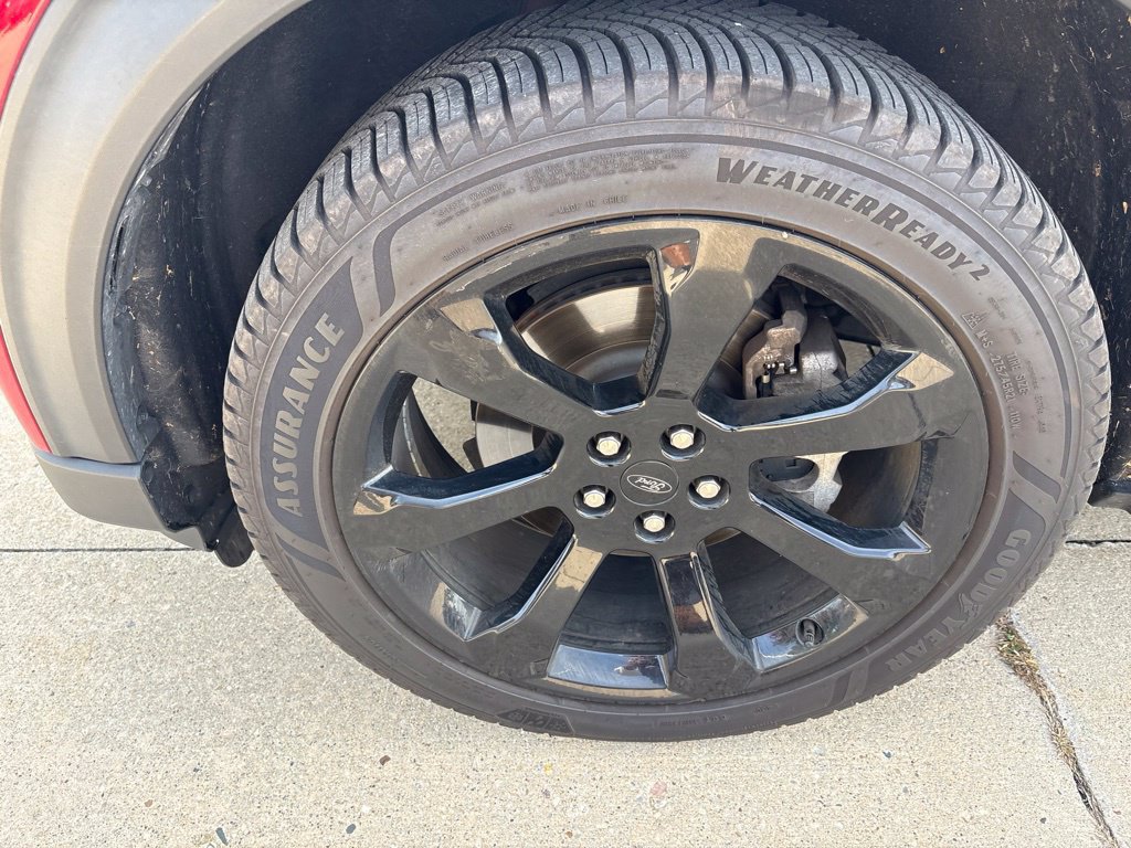 Used 2022 Ford Explorer ST-Line w/ Class IV Trailer Tow Package AWD/4WD image 9