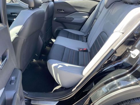 Used 2022 Nissan Kicks SR w/ Premium Package image 12