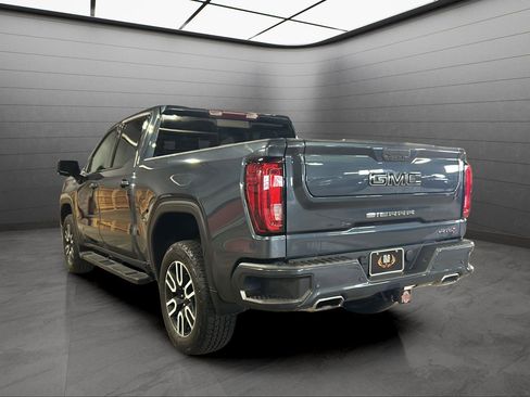 Used 2020 GMC Sierra 1500 AT4 w/ AT4 Premium Package image 3
