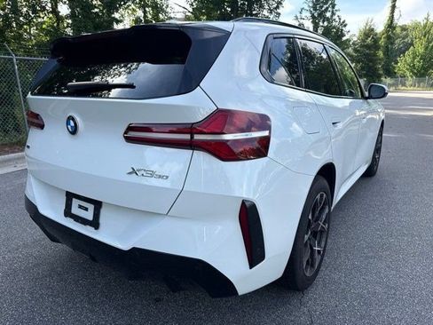 Used 2025 BMW X3 xDrive30i w/ M Sport Package AWD/4WD image 5