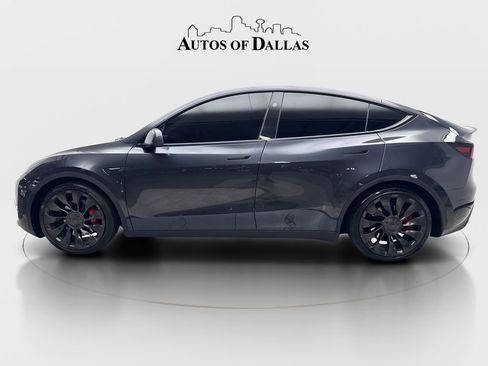 Used 2024 Tesla Model Y Performance image 5