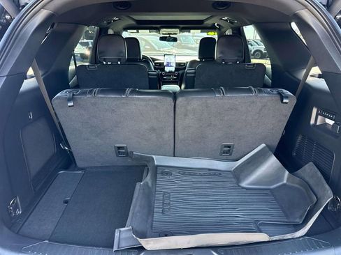 Used 2023 Ford Explorer ST w/ Equipment Group 401A image 8