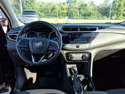 Used 2023 Buick Encore GX Preferred w/ Cold Weather Comfort Package AWD/4WD image 7