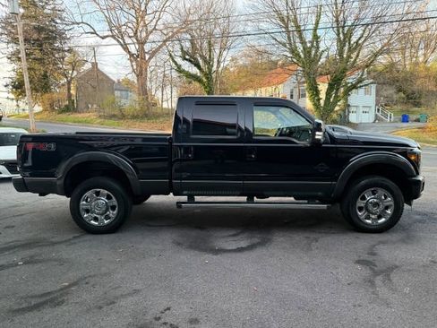 Used 2016 Ford F250 Lariat w/ Chrome Package image 6