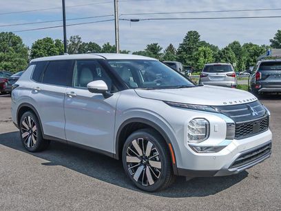 New 2025 Mitsubishi Outlander AWD