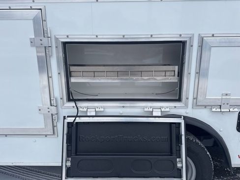 New 2026 Ford E-350 and Econoline 350 Super Duty w/ Power Equipment Group image 18