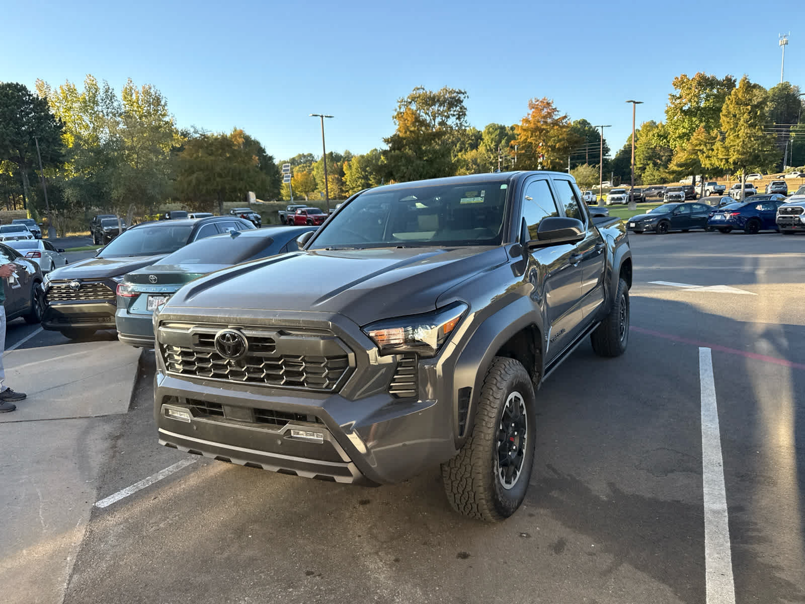 Certified 2025 Toyota Tacoma TRD Off-Road AWD/4WD image 7