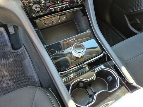 Used 2022 Jeep Grand Cherokee L Laredo w/ Luxury Tech Group I image 55