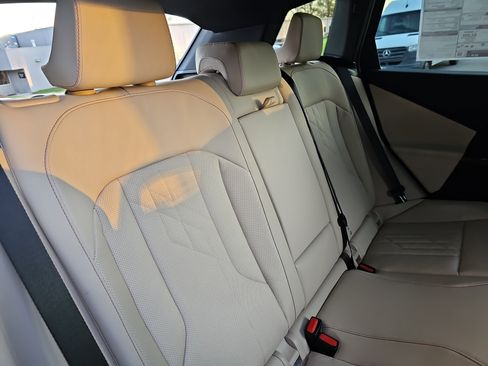 New 2026 BMW X3 xDrive30 w/ Premium Package image 12