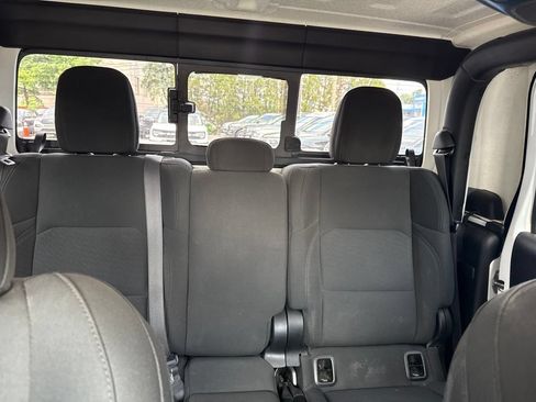 Used 2021 Jeep Gladiator Sport AWD/4WD image 15