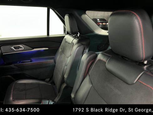 Used 2025 Ford Explorer ST AWD/4WD image 21