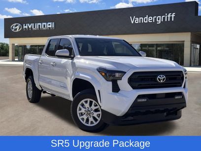 Used 2025 Toyota Tacoma SR5