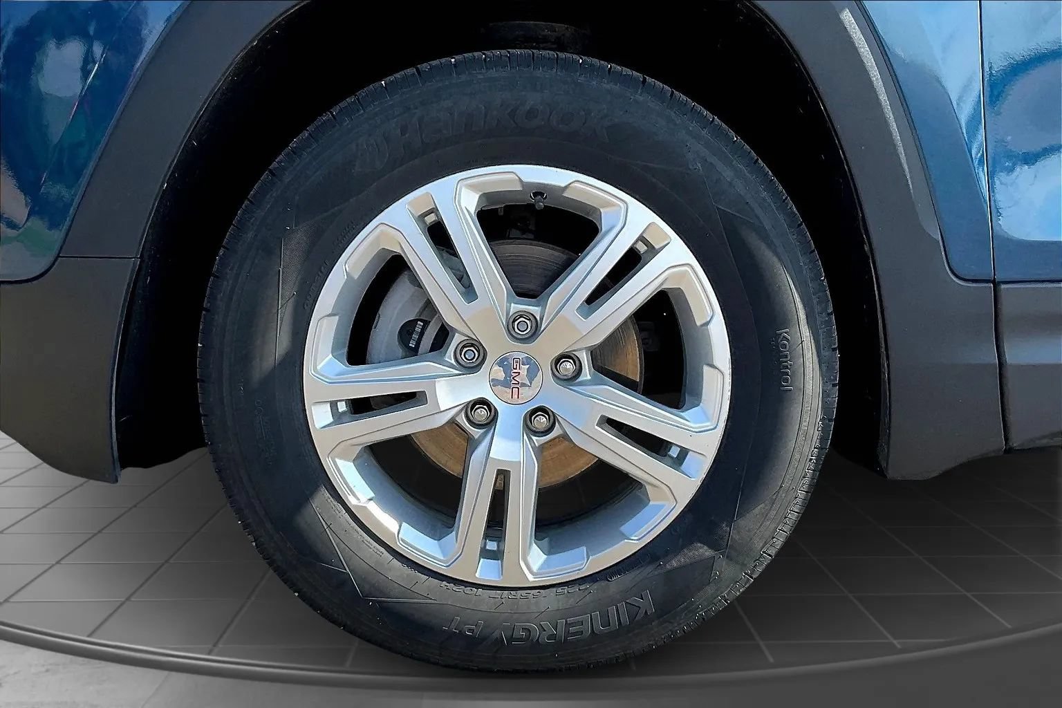 Used 2020 GMC Terrain SLE w/ Driver Convenience Package AWD/4WD image 40