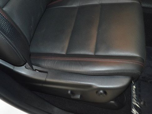 Used 2025 Dodge Durango GT AWD/4WD image 4