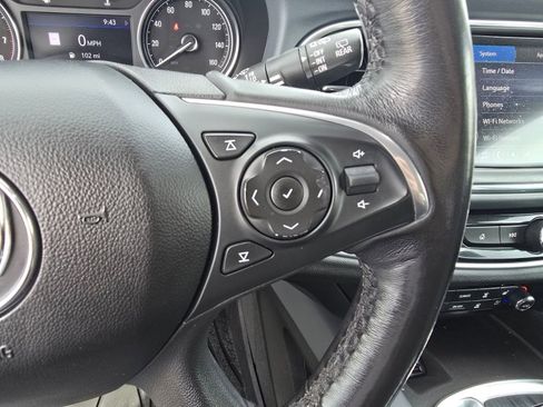 Used 2020 Buick Enclave Premium w/ Sun and Sites Package image 34