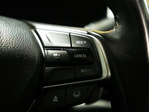 Used 2022 Honda Accord EX-L image 19