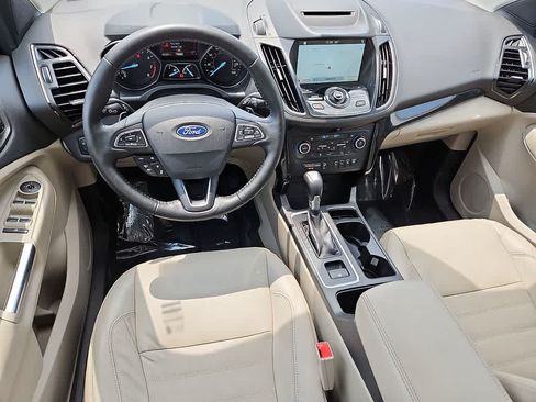 Used 2018 Ford Escape Titanium w/ Ford Safe & Smart Package AWD/4WD image 10