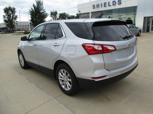 Used 2019 Chevrolet Equinox LT FWD image 4