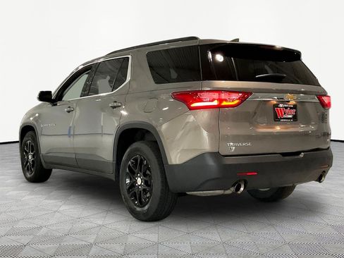Used 2019 Chevrolet Traverse LT FWD image 4