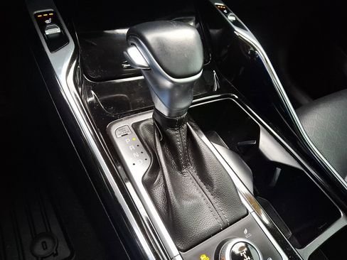 Used 2022 Kia Sorento SX image 16